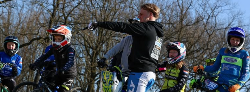 Bas Verhagen traint deze winter vol vertrouwen dankzij performance coaching bij LOODS_26